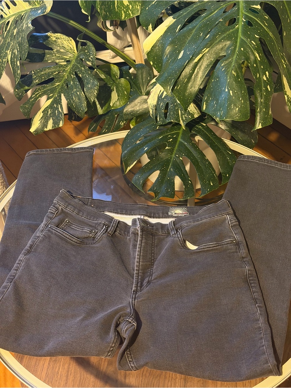 Faherty Straight Leg Jeans in Dark Gray